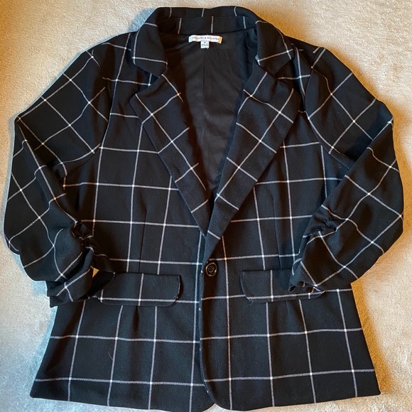 Black and white Blazer - Picture 1 of 1